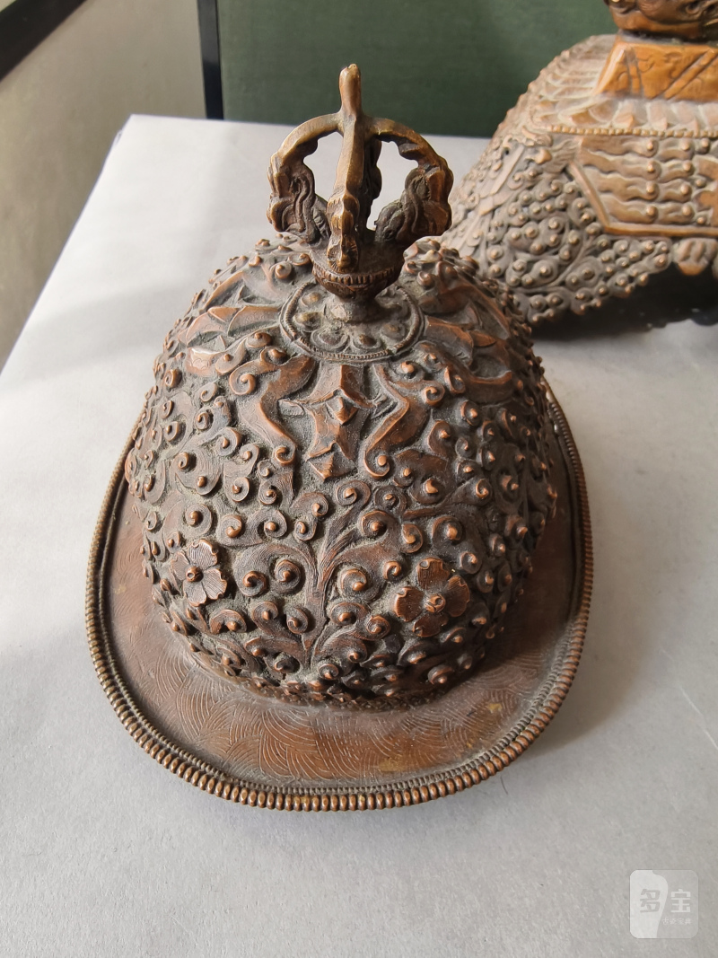 A COPPER EMBOSSED KAPALA WITH COVER ON STAND - 图21